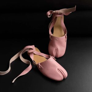 Avant-Garde Ankle-Tie Tabi Flats