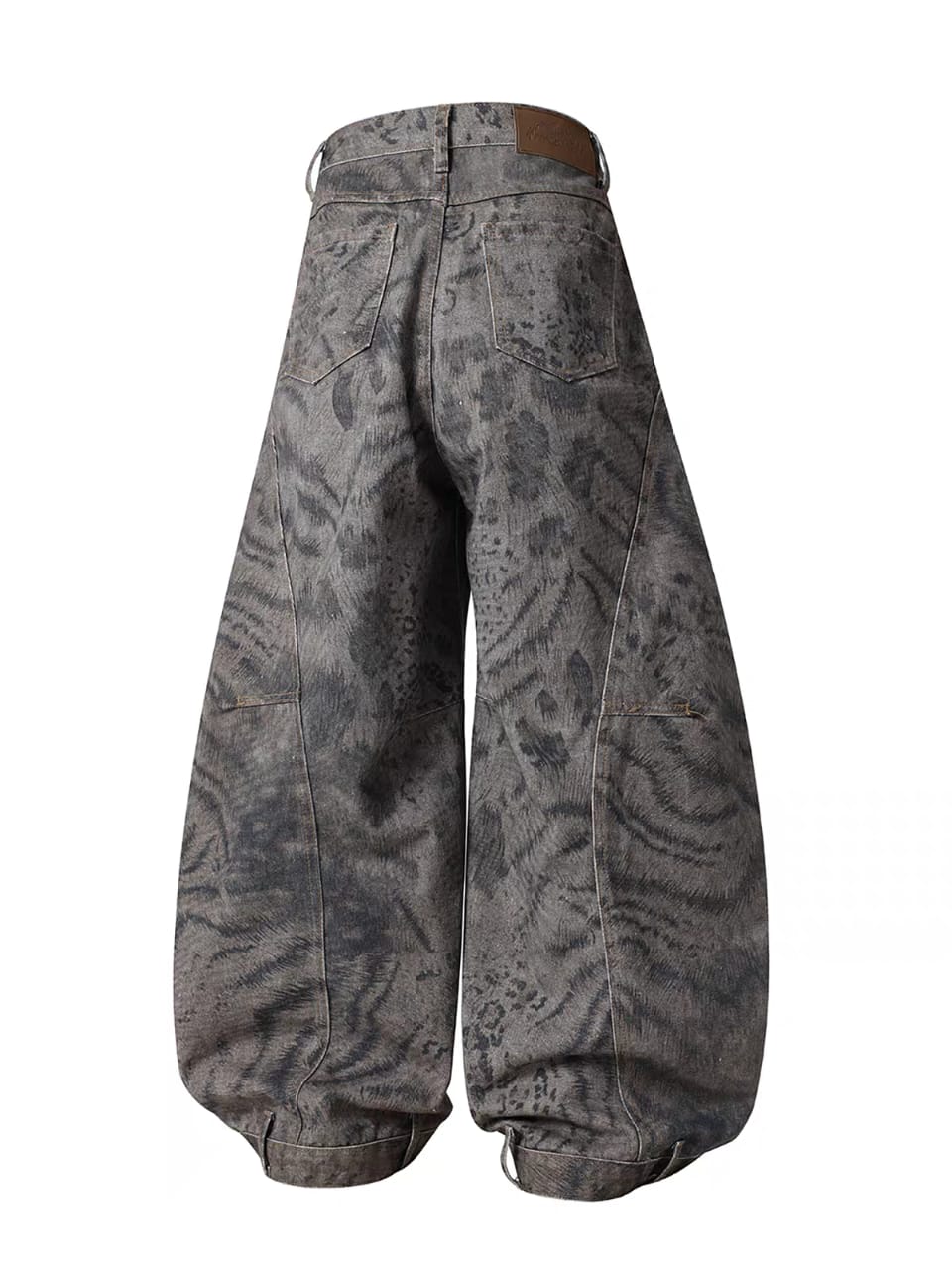 Washed Animal Print Asymmetric Balloon Jeans - Image 5